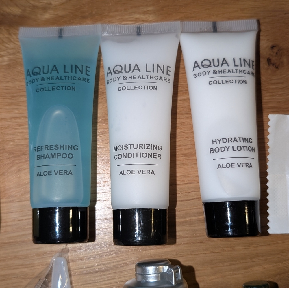 Airbnb / VRBO / Guest Bathroom Courtesy Kit Travel Size Toiletries Lot - Picture 4 of 15